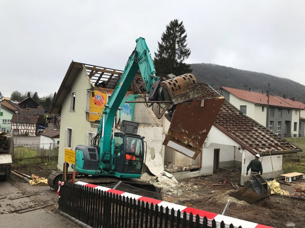 Rückbau und Baugrubenaushub Beringen